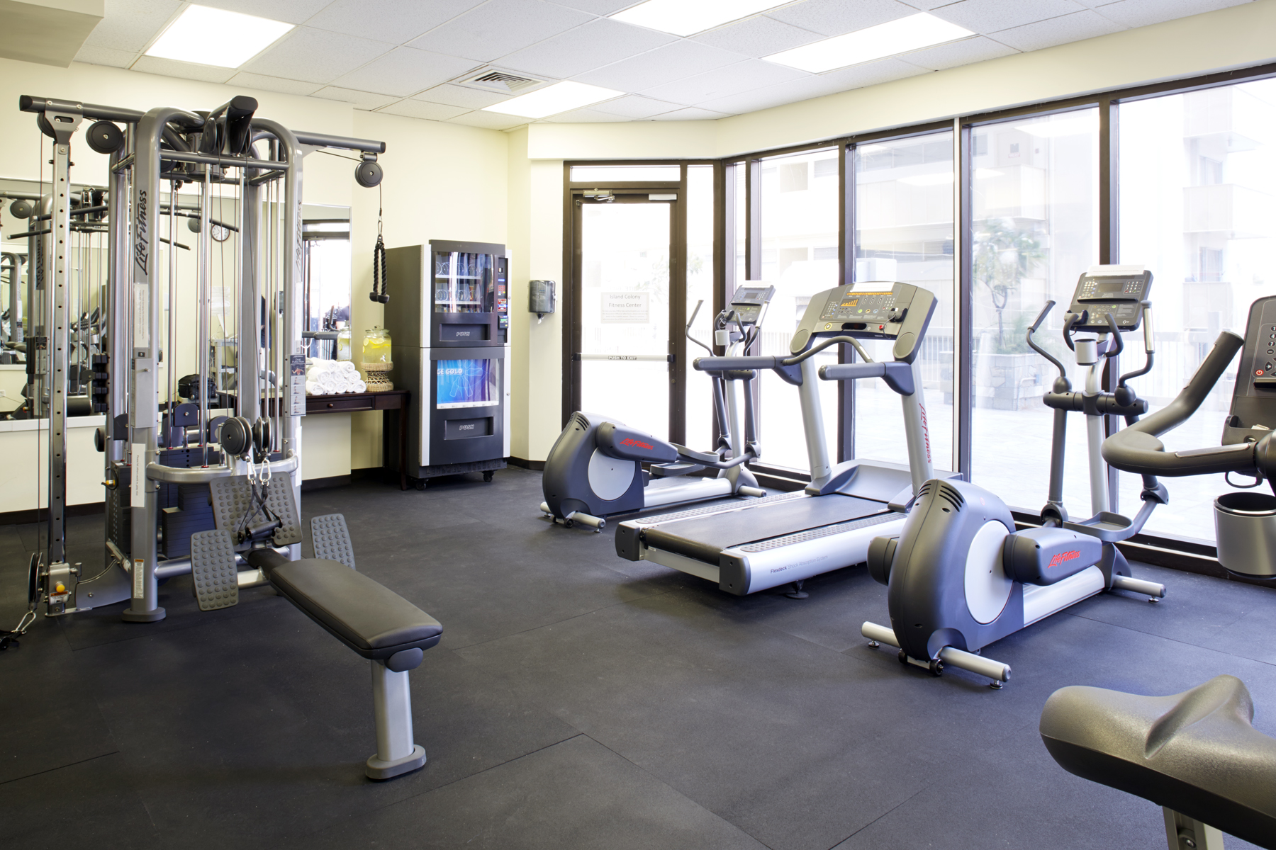 Aqua_Skyline_at_Island_Colony_Fitness_Room1.jpg