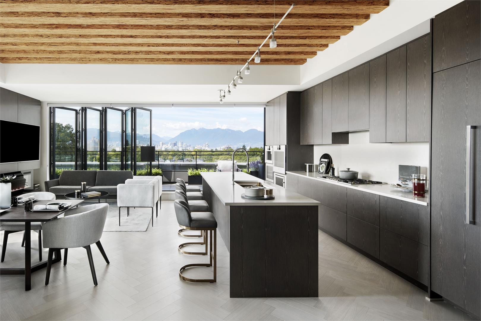 2019_10_03_12_50_13_aragon_amber_penthouse_kitchen_living_dining_10.jpg